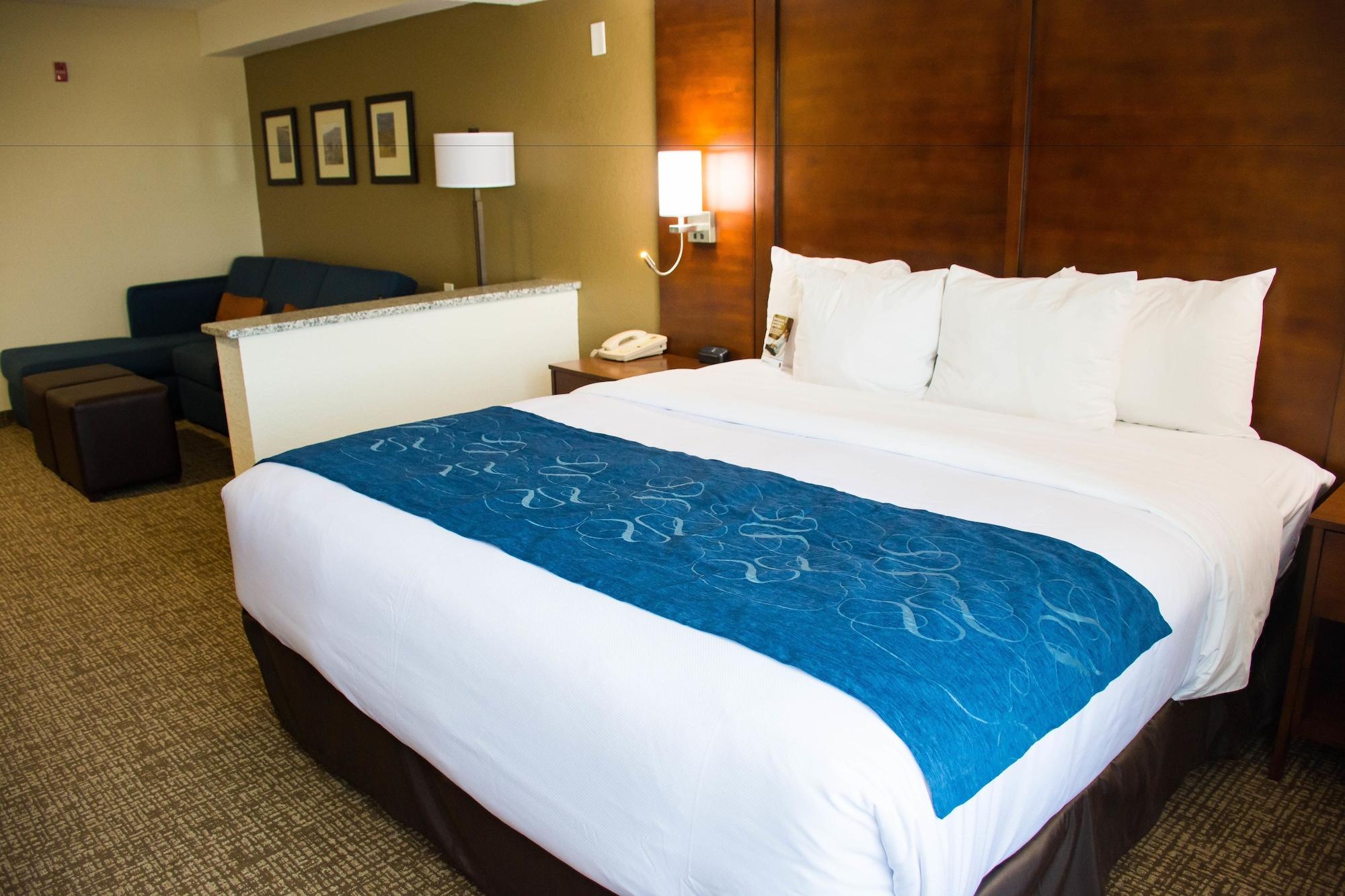 Comfort Suites El Paso Airport Zewnętrze zdjęcie