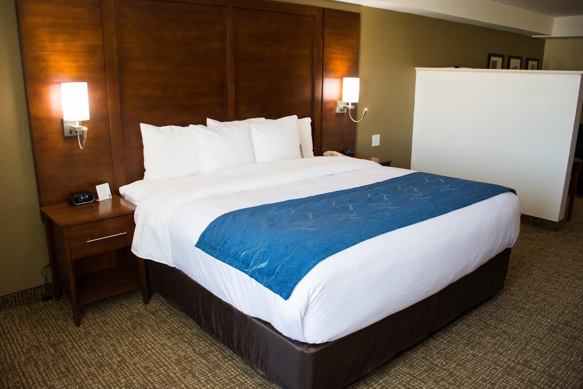 Comfort Suites El Paso Airport Zewnętrze zdjęcie