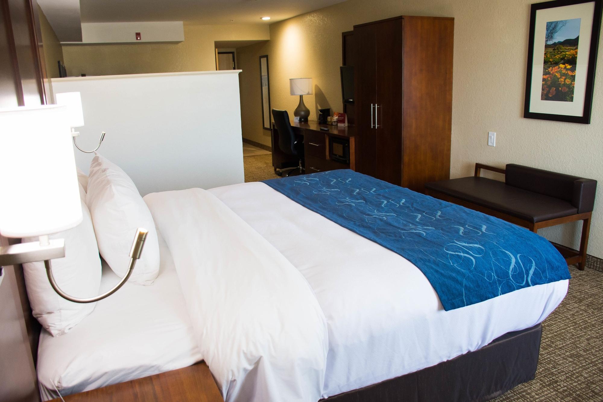Comfort Suites El Paso Airport Zewnętrze zdjęcie