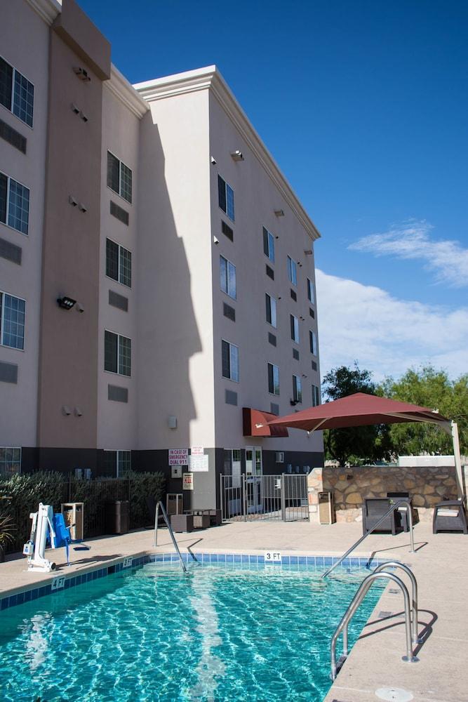 Comfort Suites El Paso Airport Zewnętrze zdjęcie