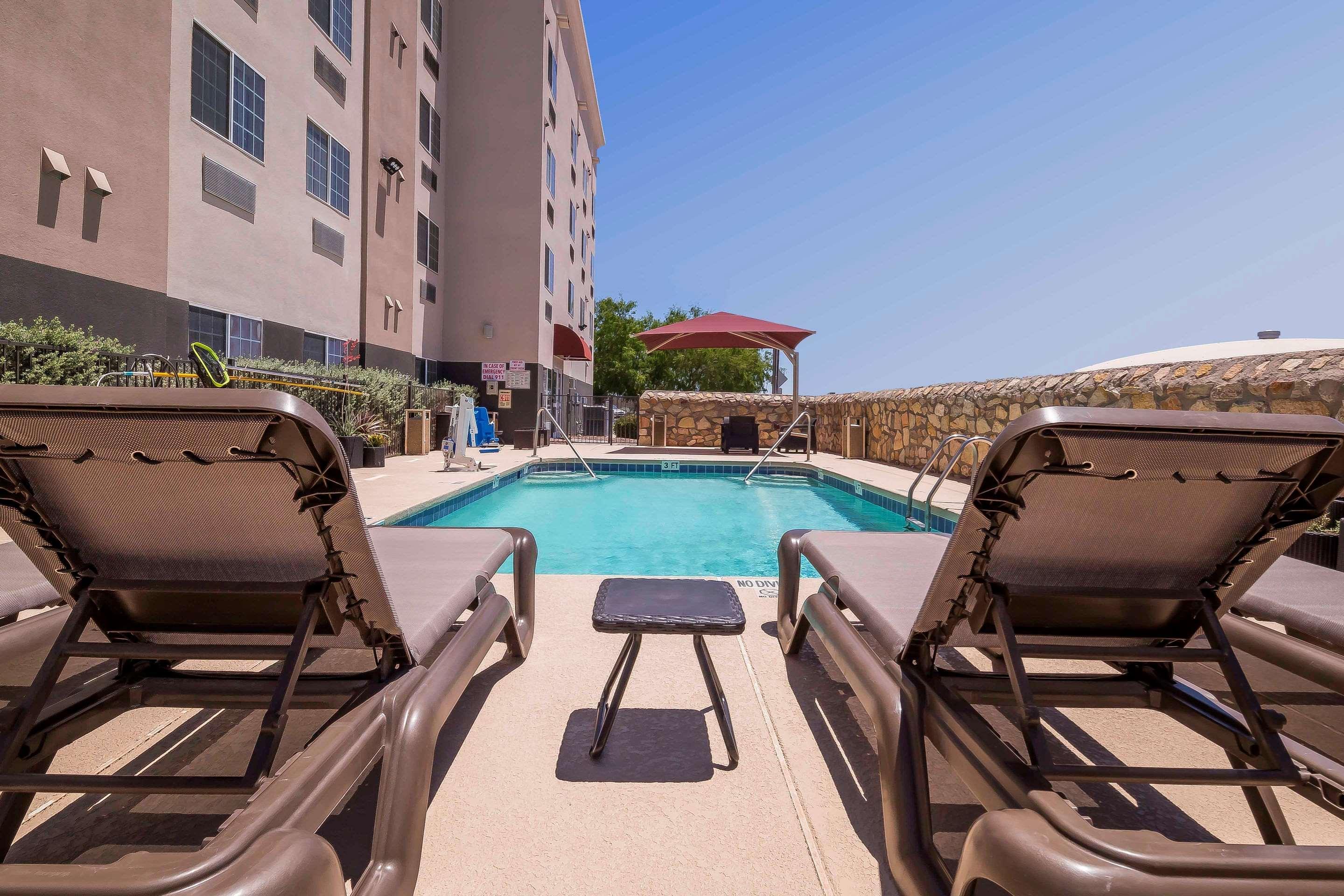 Comfort Suites El Paso Airport Zewnętrze zdjęcie